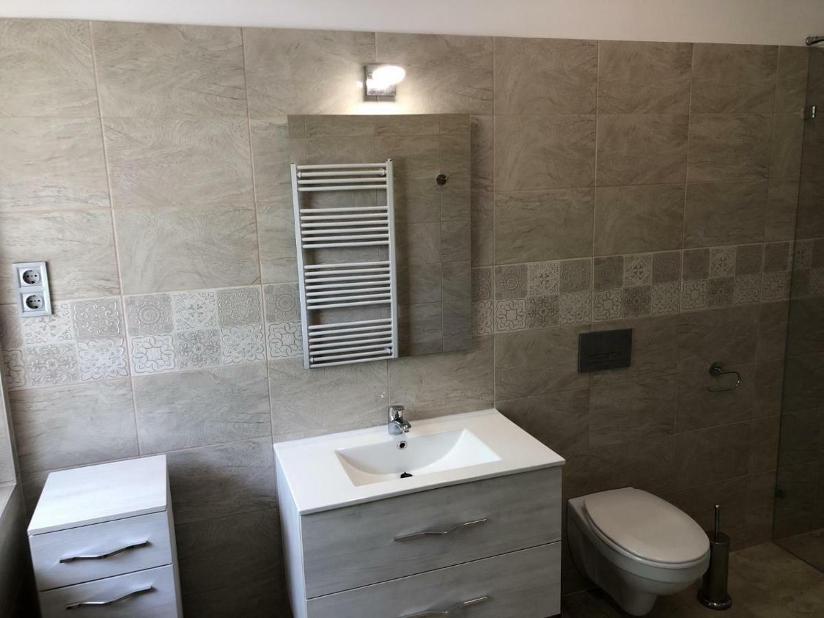 Napsugar Club Es Panzio Bed & Breakfast Fonyod Bagian luar foto