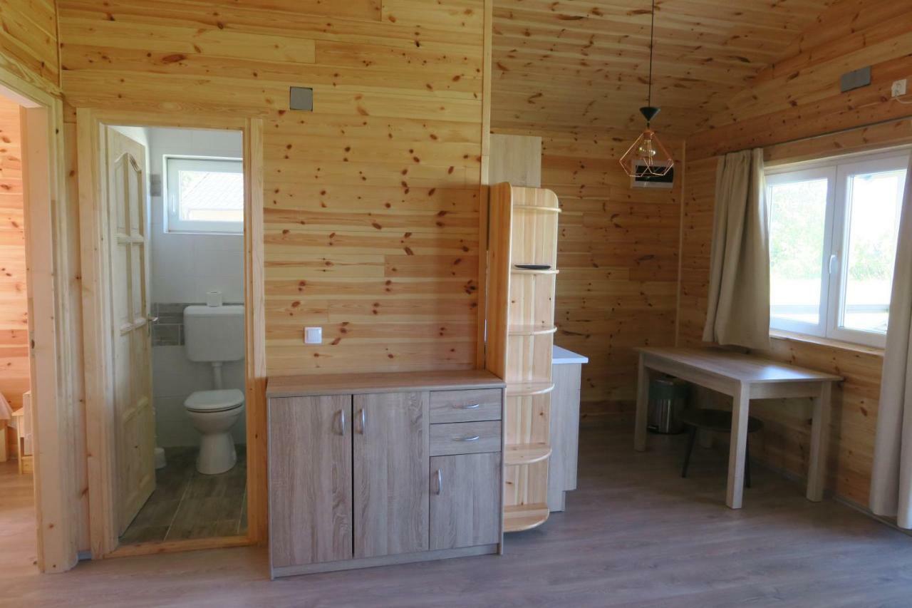 Napsugar Club Es Panzio Bed & Breakfast Fonyod Bagian luar foto