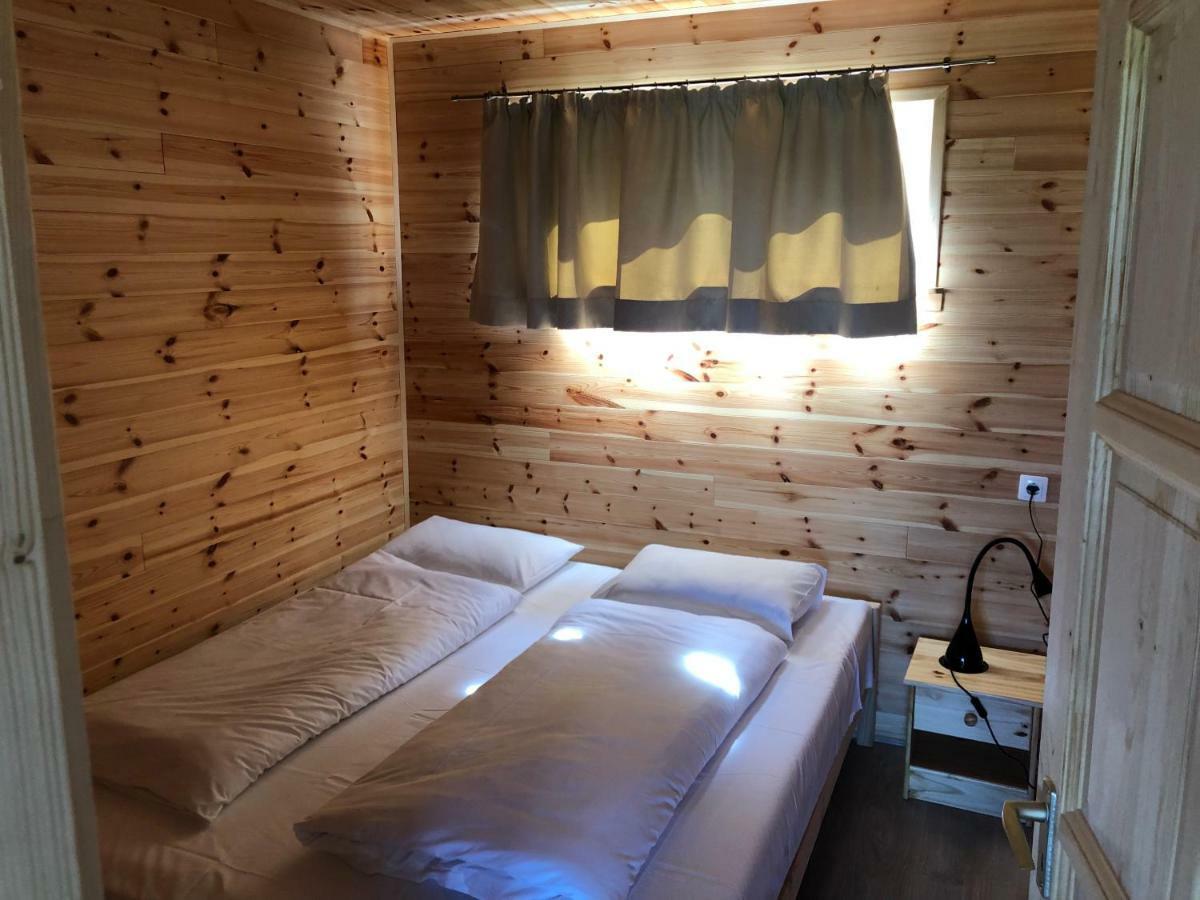 Napsugar Club Es Panzio Bed & Breakfast Fonyod Bagian luar foto
