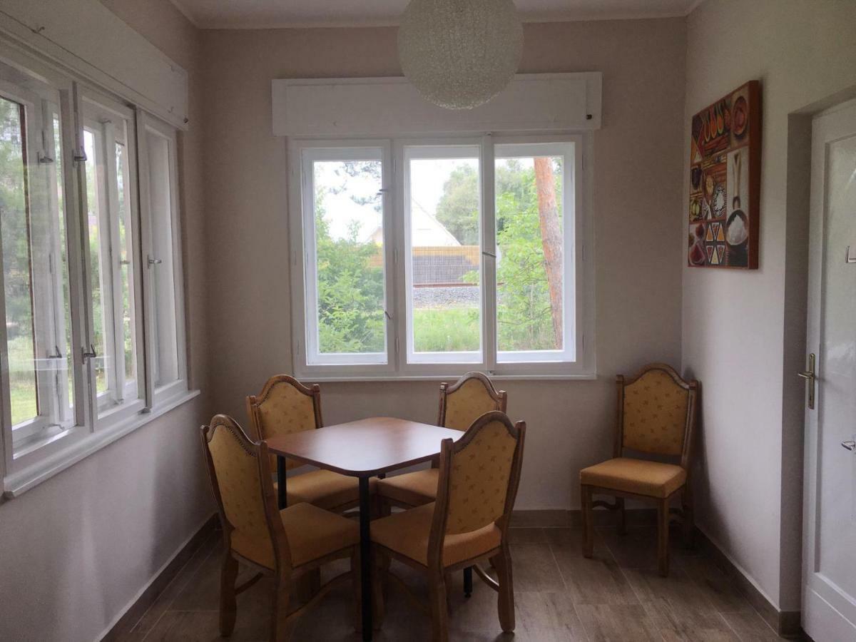 Napsugar Club Es Panzio Bed & Breakfast Fonyod Bagian luar foto